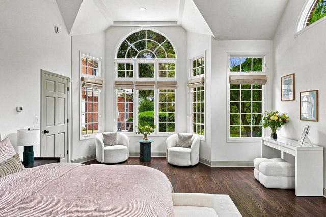 9931 N Otto ROAD, Mequon, WI 53092