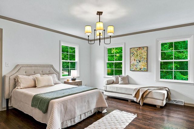 9931 N Otto ROAD, Mequon, WI 53092