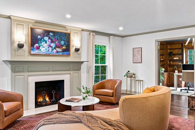 9931 N Otto ROAD, Mequon, WI 53092