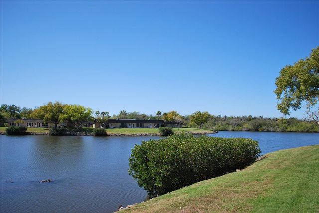 4136 STRATFORD DRIVE 4136, New Port Richey, FL 34652