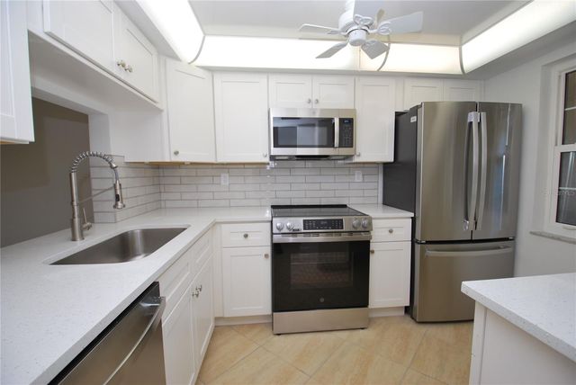 4136 STRATFORD DRIVE 4136, New Port Richey, FL 34652