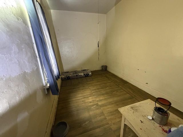 1912 W Rogers STREET, Milwaukee, WI 53204