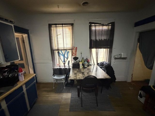 1912 W Rogers STREET, Milwaukee, WI 53204