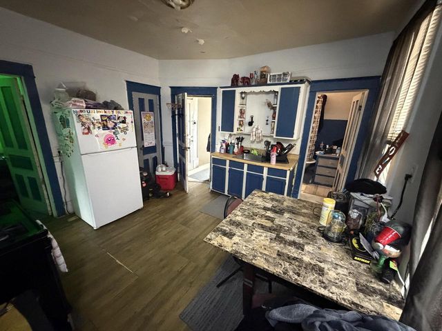 1912 W Rogers STREET, Milwaukee, WI 53204