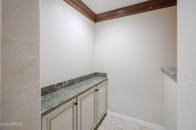 2434 E ROMA Avenue, Phoenix, AZ 85016