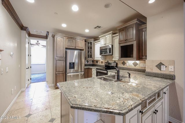 2434 E ROMA Avenue, Phoenix, AZ 85016