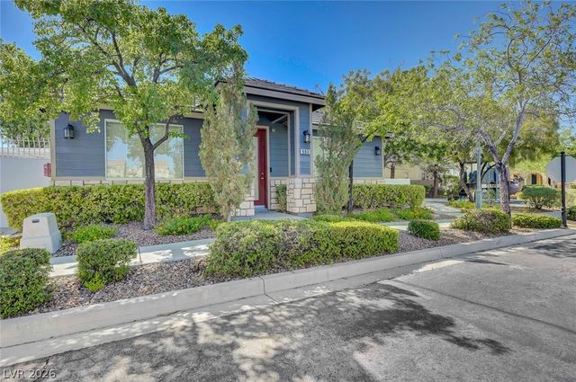 977 SPARKLING LIGHT Street, Henderson, NV 89052
