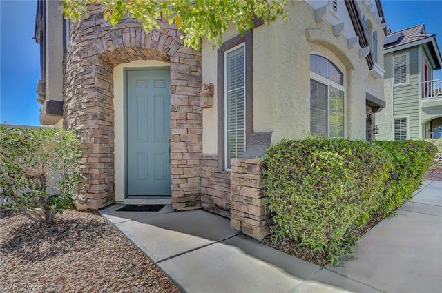 977 SPARKLING LIGHT Street, Henderson, NV 89052