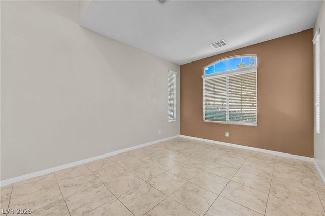 977 SPARKLING LIGHT Street, Henderson, NV 89052
