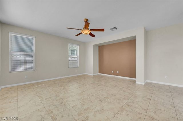 977 SPARKLING LIGHT Street, Henderson, NV 89052