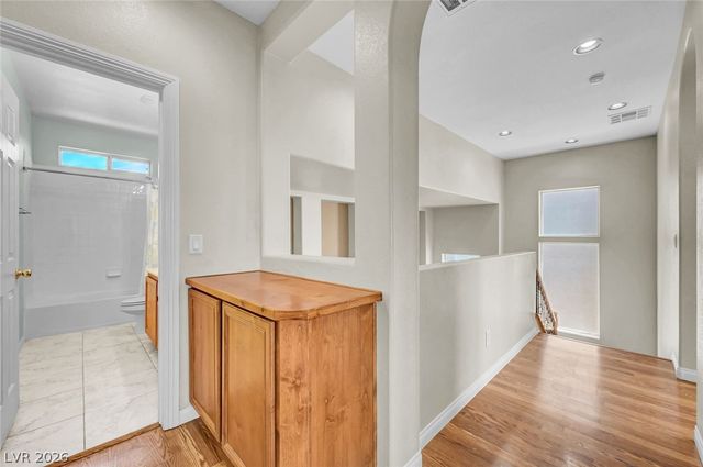 977 SPARKLING LIGHT Street, Henderson, NV 89052