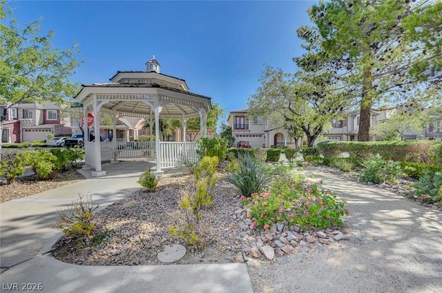 977 SPARKLING LIGHT Street, Henderson, NV 89052