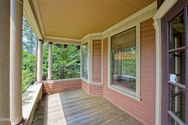 145 Pawling Avenue, Troy, NY 12180