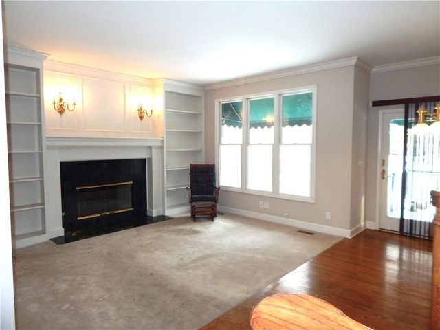 653 BUTTERNUT Court, Liberty, MO 64068