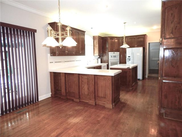 653 BUTTERNUT Court, Liberty, MO 64068