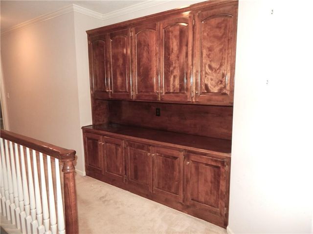 653 BUTTERNUT Court, Liberty, MO 64068