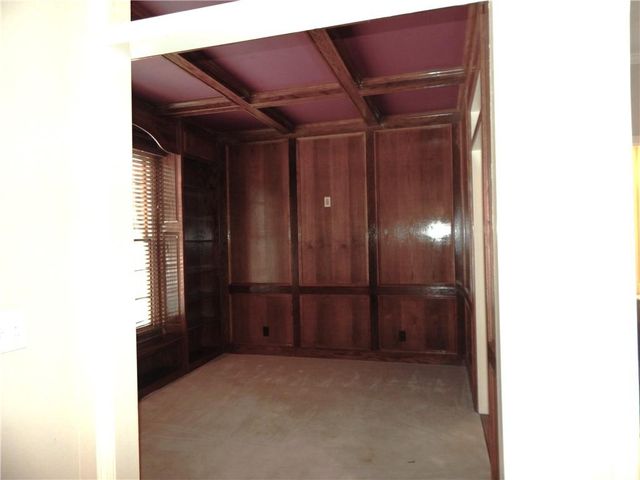 653 BUTTERNUT Court, Liberty, MO 64068