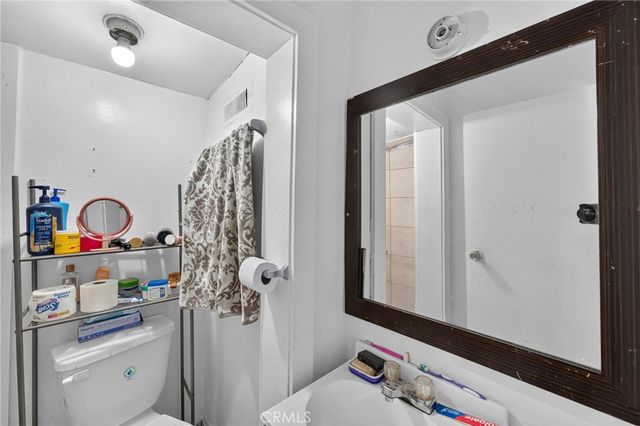 4123 Chevy Chase Drive, Los Angeles, CA 90039