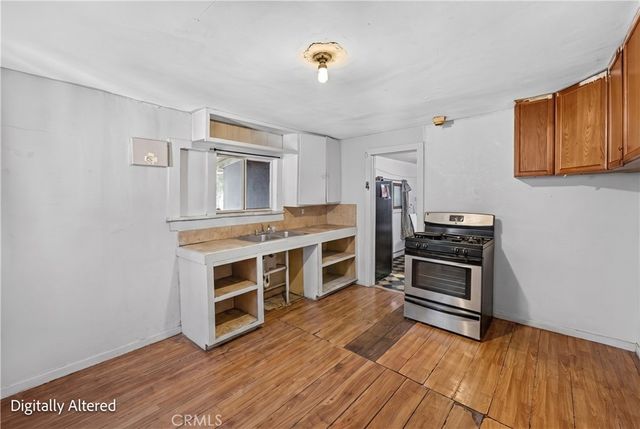 4123 Chevy Chase Drive, Los Angeles, CA 90039