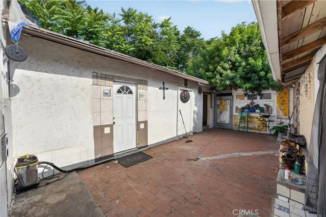 4123 Chevy Chase Drive, Los Angeles, CA 90039