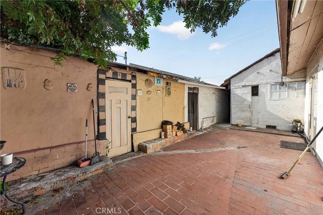 4123 Chevy Chase Drive, Los Angeles, CA 90039
