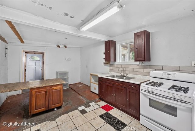 4123 Chevy Chase Drive, Los Angeles, CA 90039