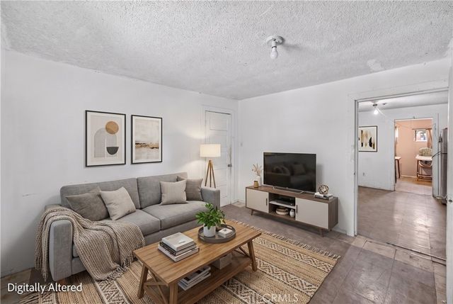 4123 Chevy Chase Drive, Los Angeles, CA 90039