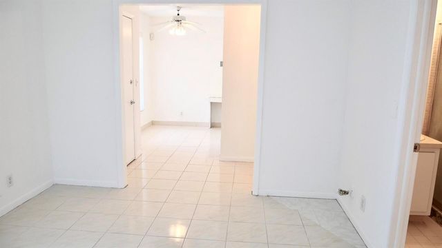 13638 Via Flora D, Delray Beach, FL 33484