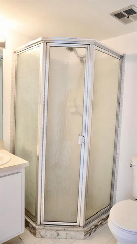 13638 Via Flora D, Delray Beach, FL 33484