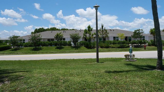 13638 Via Flora D, Delray Beach, FL 33484