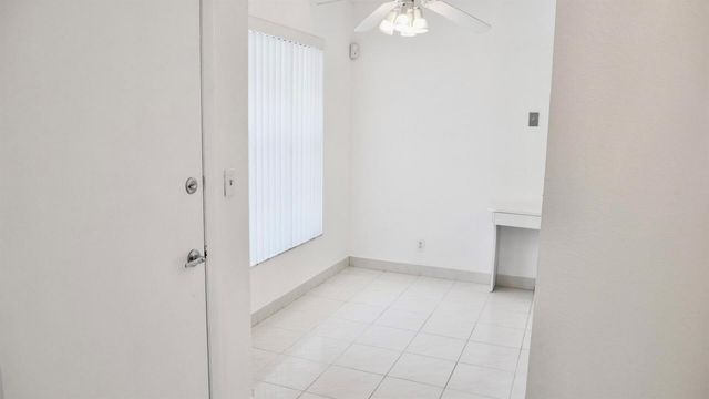13638 Via Flora D, Delray Beach, FL 33484