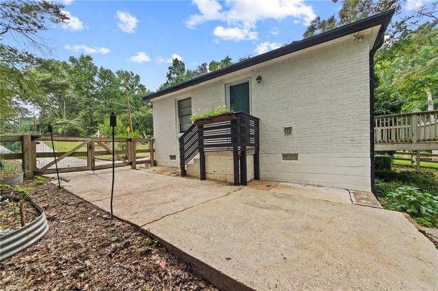 1404 Cobb Branch Drive, Decatur, GA 30032