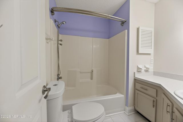 2927 WATERS VIEW Circle, Orange Park, FL 32073