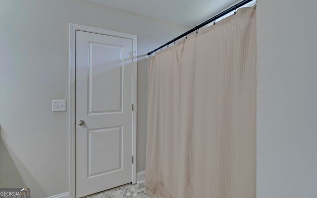 183 Crest View Drive, Carnesville, GA 30521