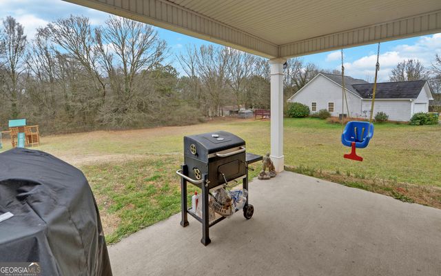 183 Crest View Drive, Carnesville, GA 30521
