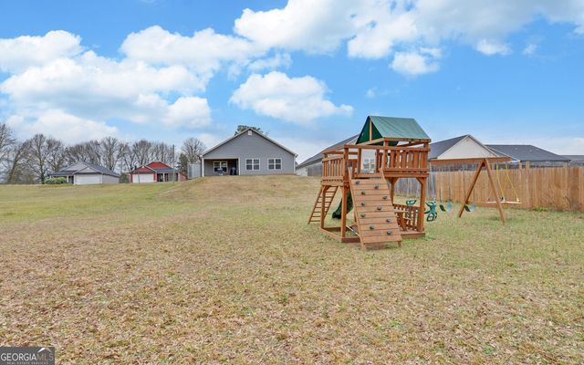 183 Crest View Drive, Carnesville, GA 30521