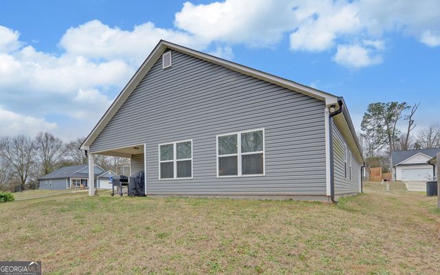 183 Crest View Drive, Carnesville, GA 30521