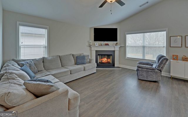 183 Crest View Drive, Carnesville, GA 30521