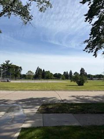 35438 Orangelawn, Livonia, MI 48150