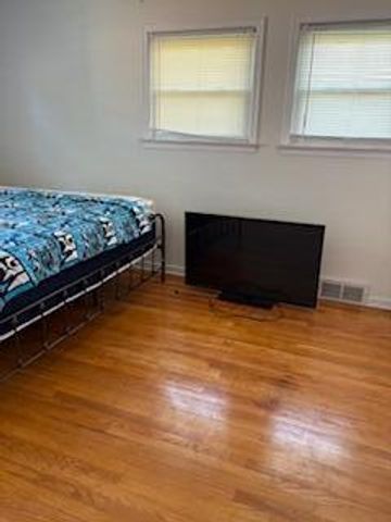 35438 Orangelawn, Livonia, MI 48150