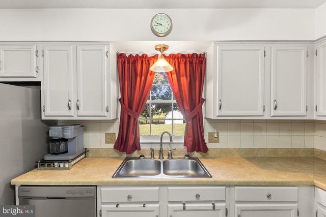 538 MILL RD, Woodstock, VA 22664