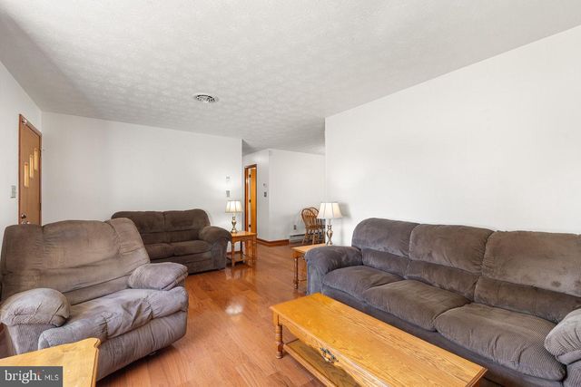 538 MILL RD, Woodstock, VA 22664