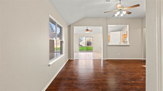 9204 Warren Drive, Mckinney, TX 75071