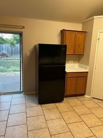 9204 Warren Drive, Mckinney, TX 75071