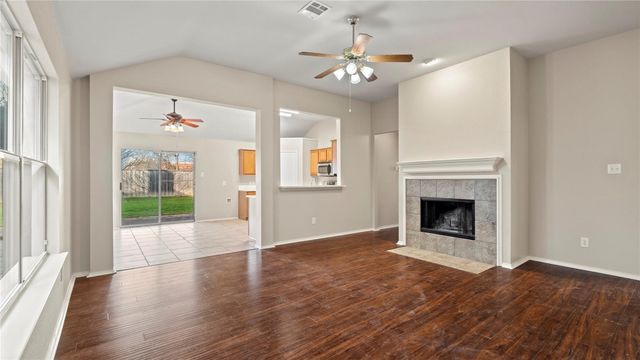 9204 Warren Drive, Mckinney, TX 75071