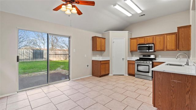9204 Warren Drive, Mckinney, TX 75071