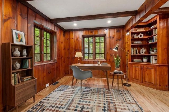 82 Maynard Road, Sudbury, MA 01776