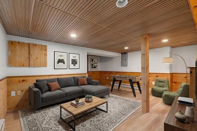 82 Maynard Road, Sudbury, MA 01776