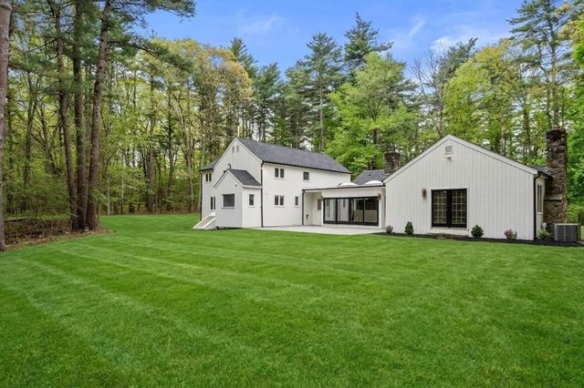 82 Maynard Road, Sudbury, MA 01776