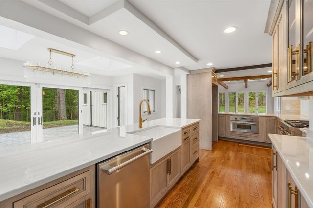 82 Maynard Road, Sudbury, MA 01776